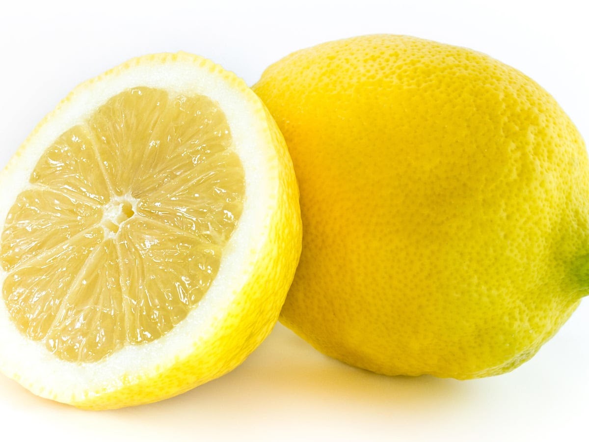 pezeshkbook.com - Myths and Facts About COVID-19 Remedies
